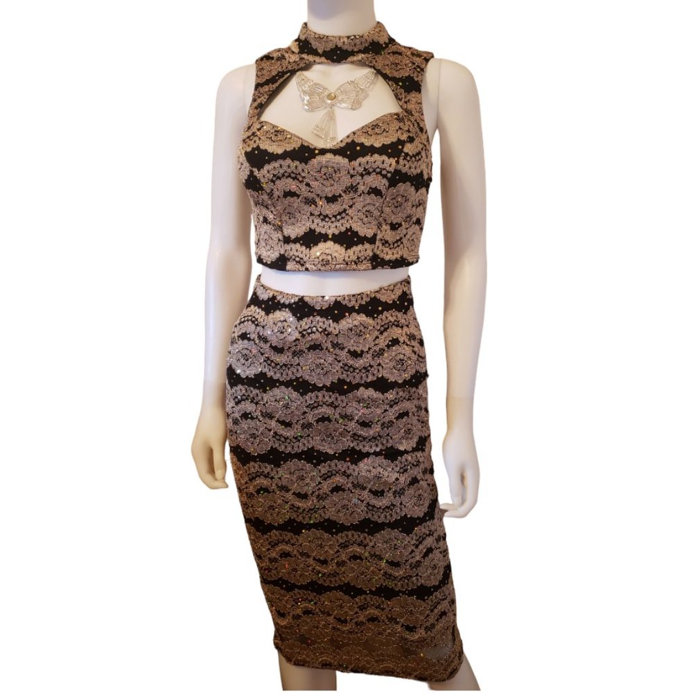 Jacaronda Two Piece Skirt Set Like New Size Small